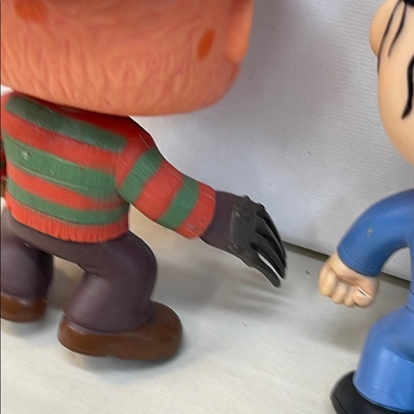Set of 2 Funko vinyl pop horror movie 3.5 inch figures - Picture 8 of 15